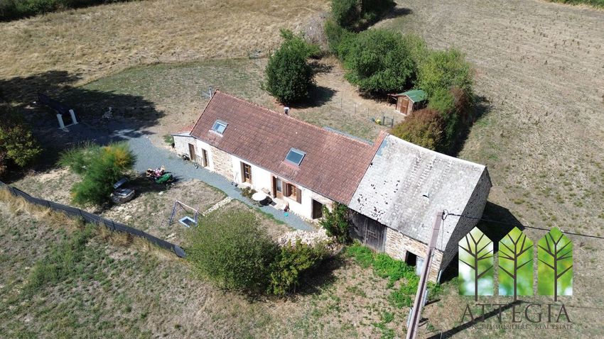 Image Façade à  maison individuelle de Tercillat