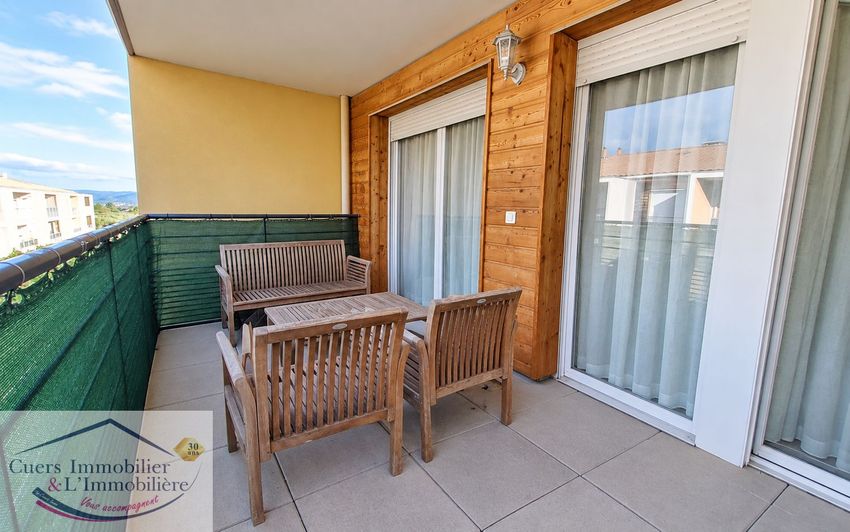 Image Terrasse à appartement de Cuers