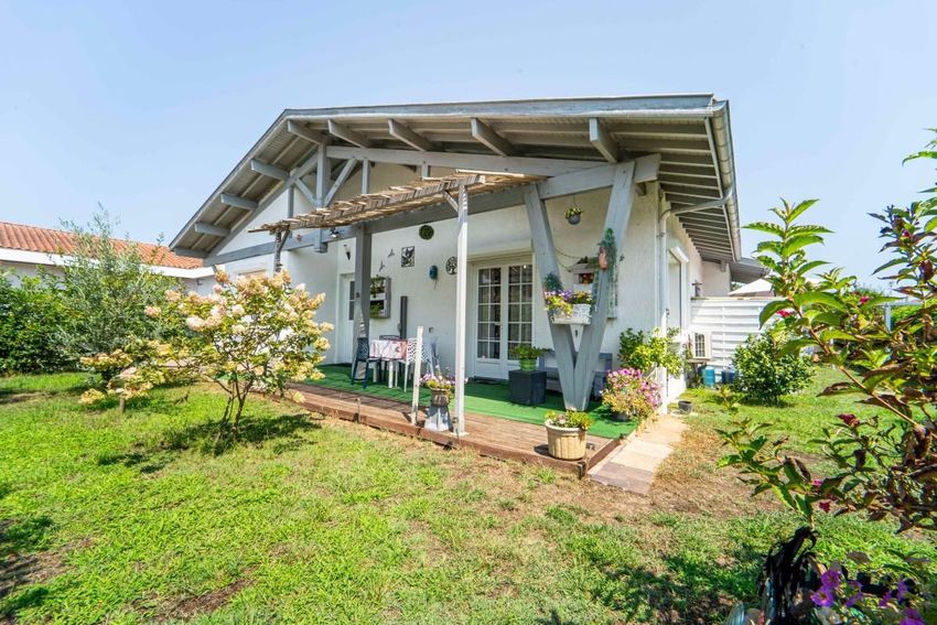 Image Façade à  maison individuelle de Mimizan