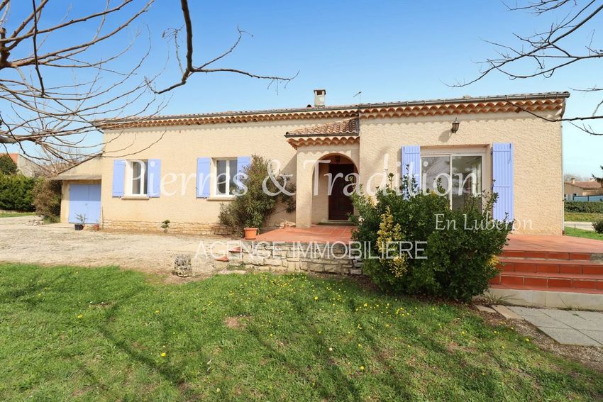 Image Façade à  maison individuelle de Saint-Saturnin-lès-Apt