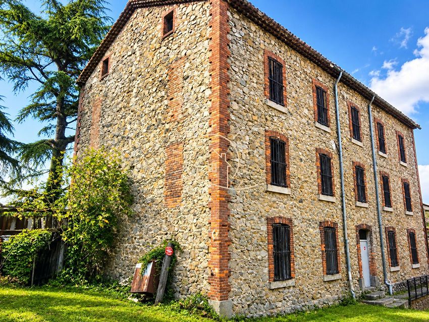 Image de  maison individuelle à Molières-sur-Cèze