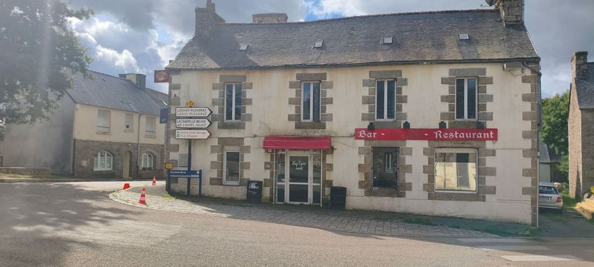 Image Vue à  maison mitoyenne de Plougonver