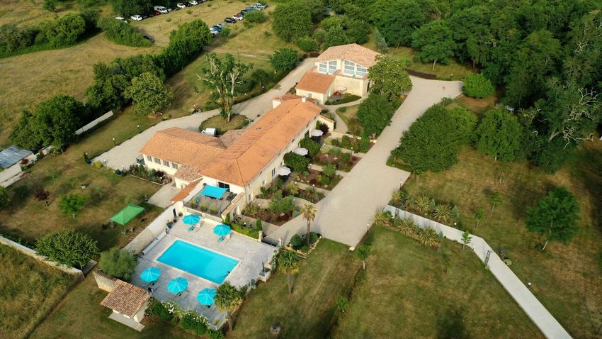 Image de  manoir à Saint-Germain-d'Esteuil