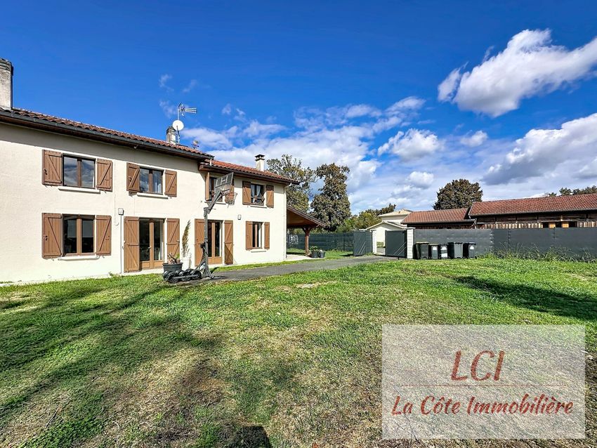 Image Façade à  maison individuelle de Mios