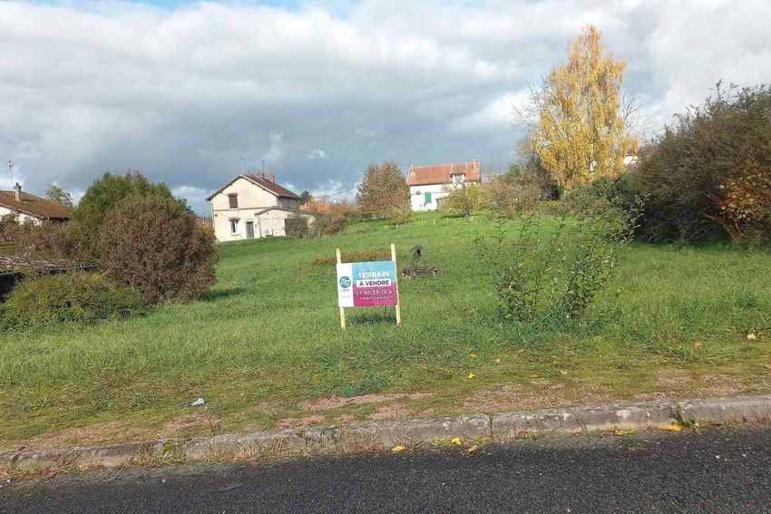 Image de terrain à Montceau-les-Mines