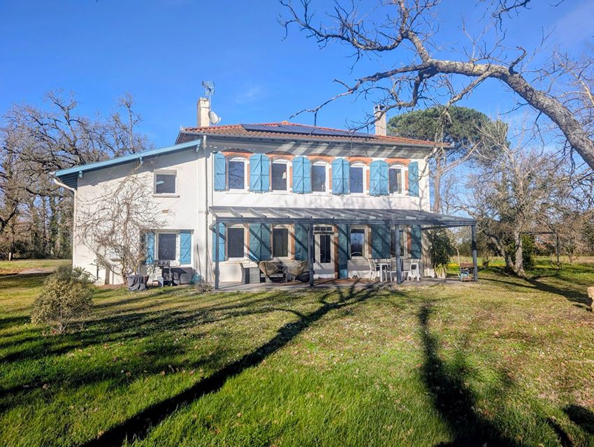 Image Façade à  maison individuelle de Poucharramet