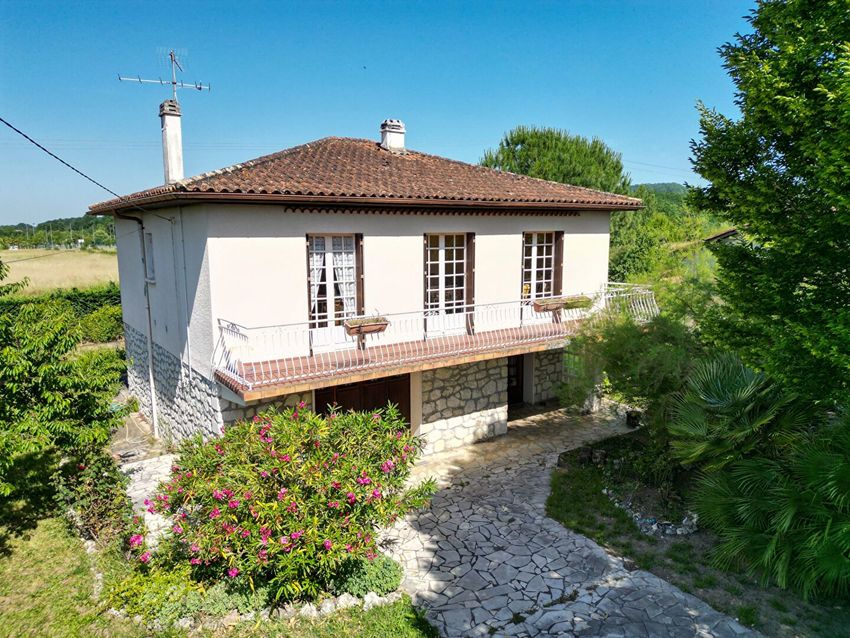 Image Façade à  maison individuelle de Saint-Sylvestre-sur-Lot