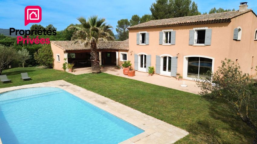 Image Piscine à  maison individuelle de Meyrargues