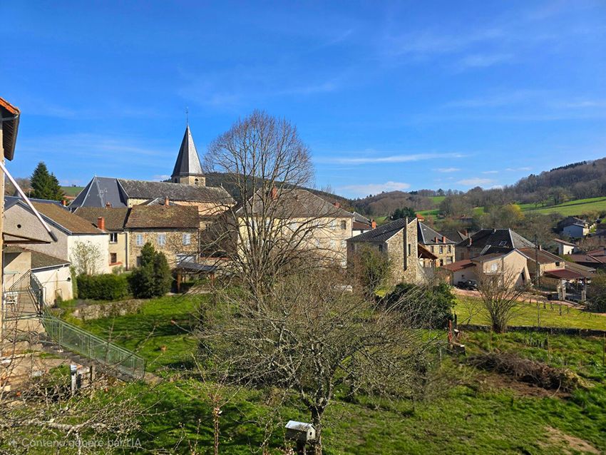 Image Façade à  maison individuelle de Ferrières-sur-Sichon