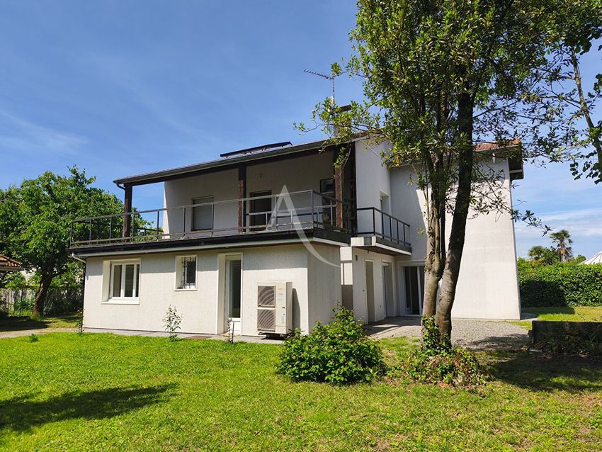 Image Façade à  maison individuelle de Pau