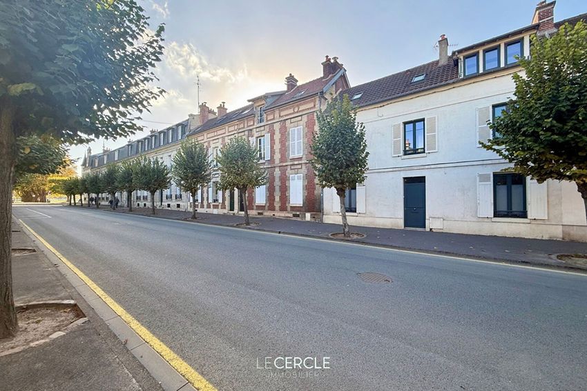 Image Façade à  maison individuelle de Chantilly