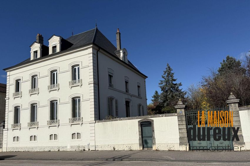 Image Façade à  maison individuelle de 4 Quai Villeneuve