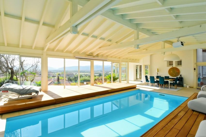 Image Piscine à  maison individuelle de Étoile-sur-Rhône