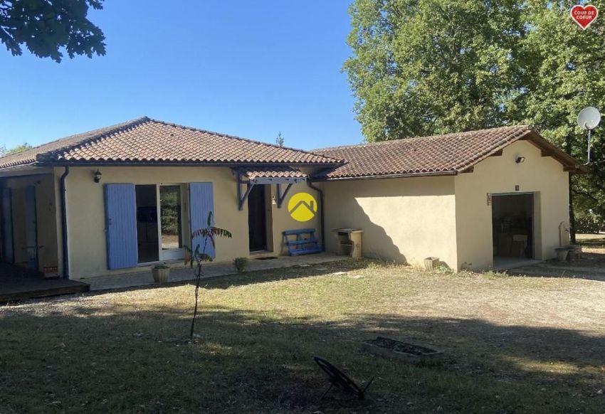 Image Façade à  maison individuelle de Val de Louyre et Caudeau