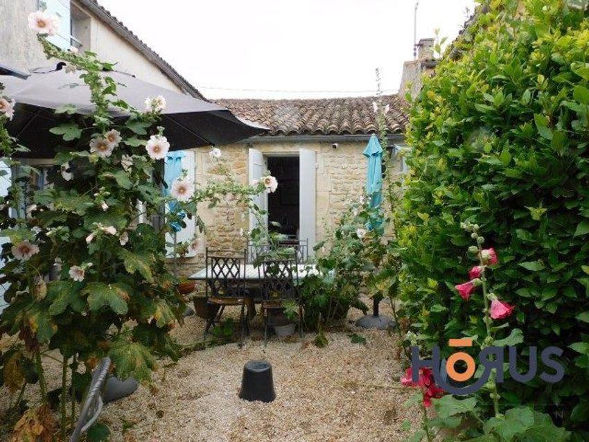 Image Façade à  maison individuelle de Le Gua