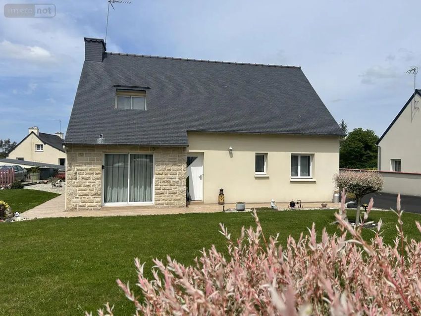 Image Façade à  maison individuelle de Pabu