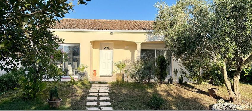 Image Façade à  villa de Saint-Augustin