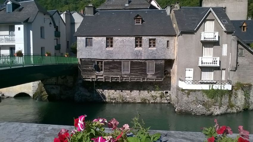 Image Façade à  maison individuelle de Sarrancolin