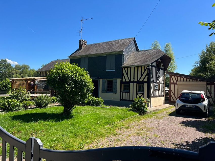 Image Façade à  maison individuelle de Cambremer