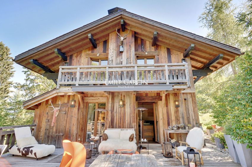 Image Façade à  chalet de montagne de Megève