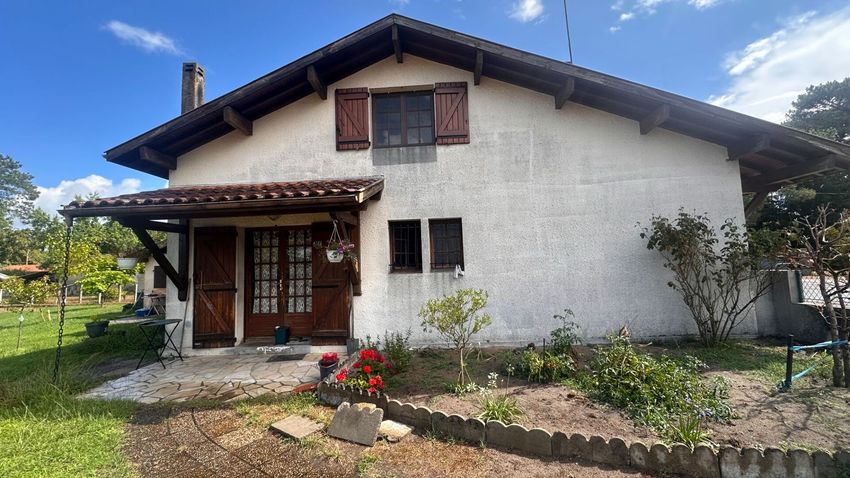 Image Façade à  maison individuelle de Pissos