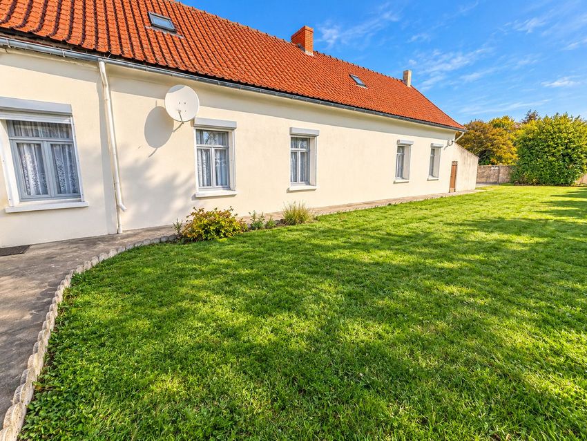 Image Façade à  maison individuelle de Polincove
