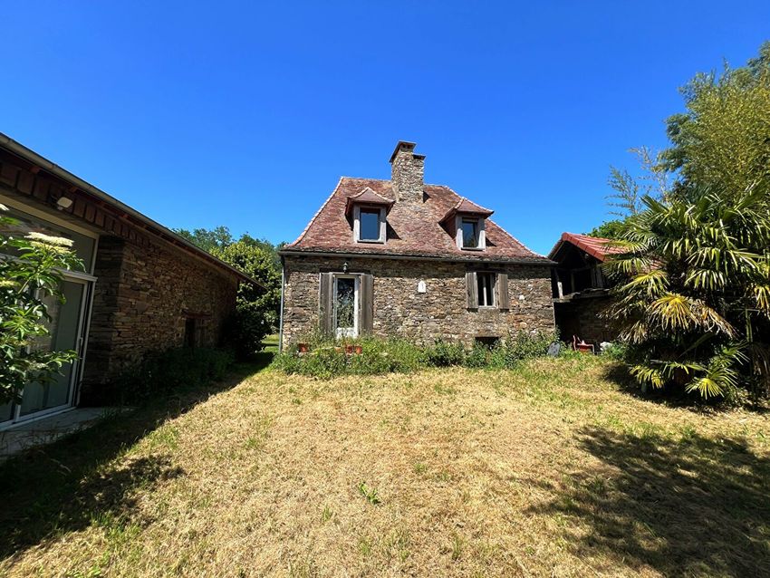 Image Façade à  maison individuelle de Sarrazac