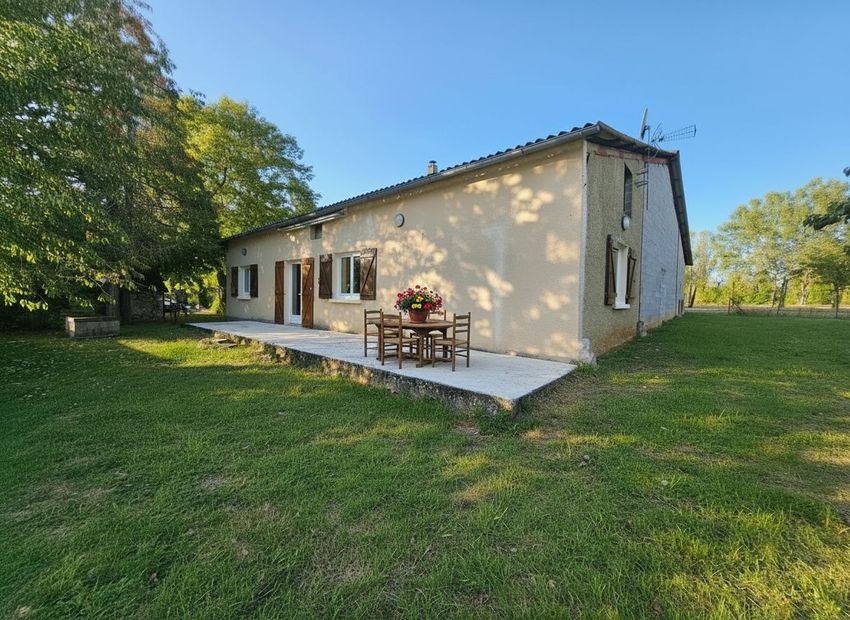 Image Façade à  maison individuelle de Creyssensac-et-Pissot