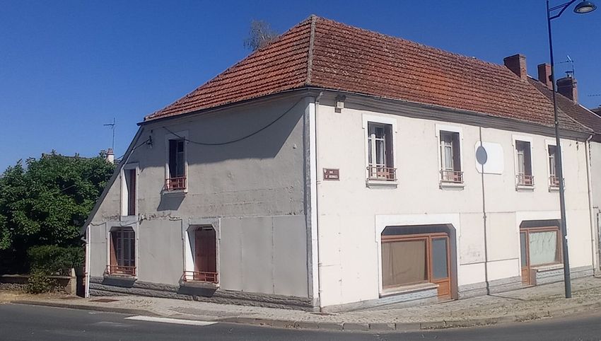 Image Façade à  maison mitoyenne de Marcillat-en-Combraille