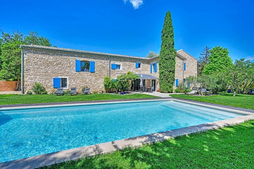 Image Piscine à  propriété agricole de Le Pontet