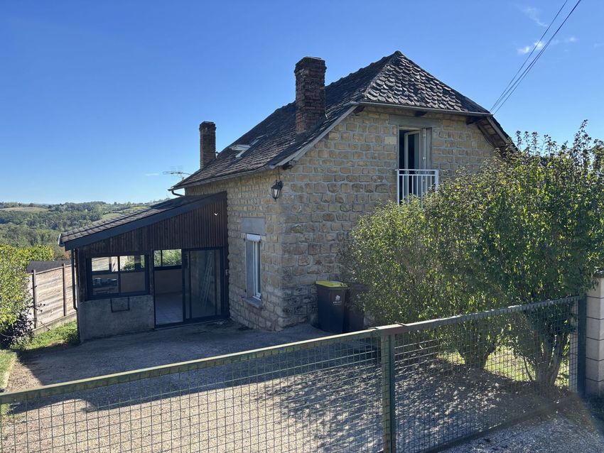 Image Façade à  maison individuelle de Yssandon