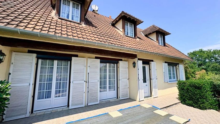 Image Façade à  maison individuelle de Theillay