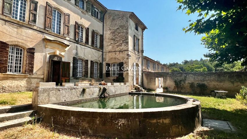 Image Piscine à  maison individuelle de Ansouis