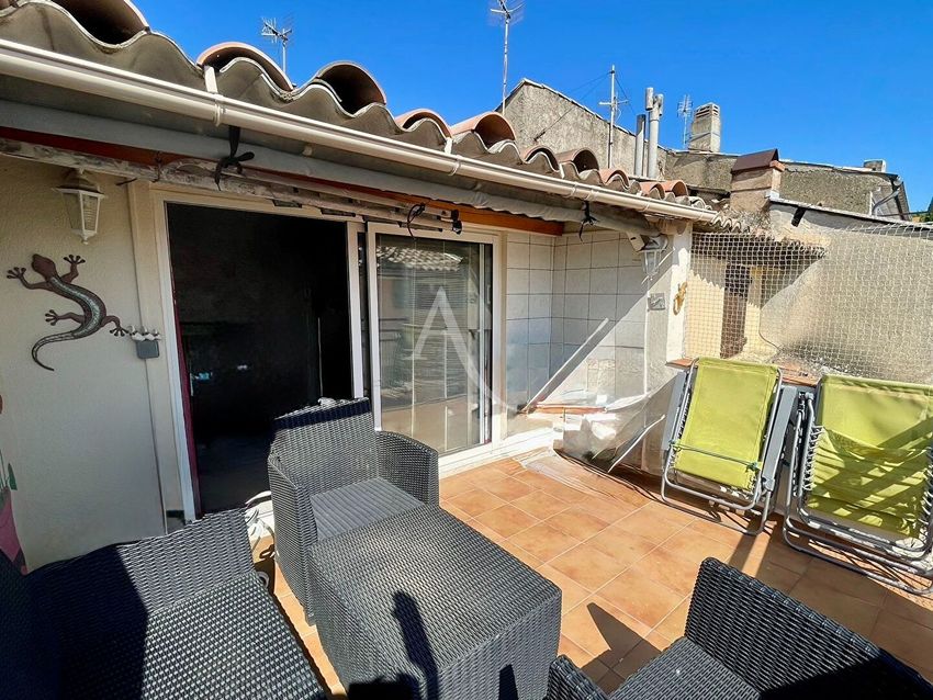 Image Terrasse à  maison de village de Valensole