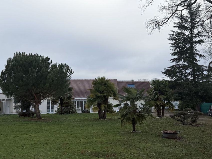 Image Jardin à  villa de Saint-Denis-en-Val