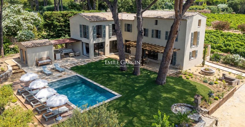 Image Piscine à  villa de Saint-Tropez