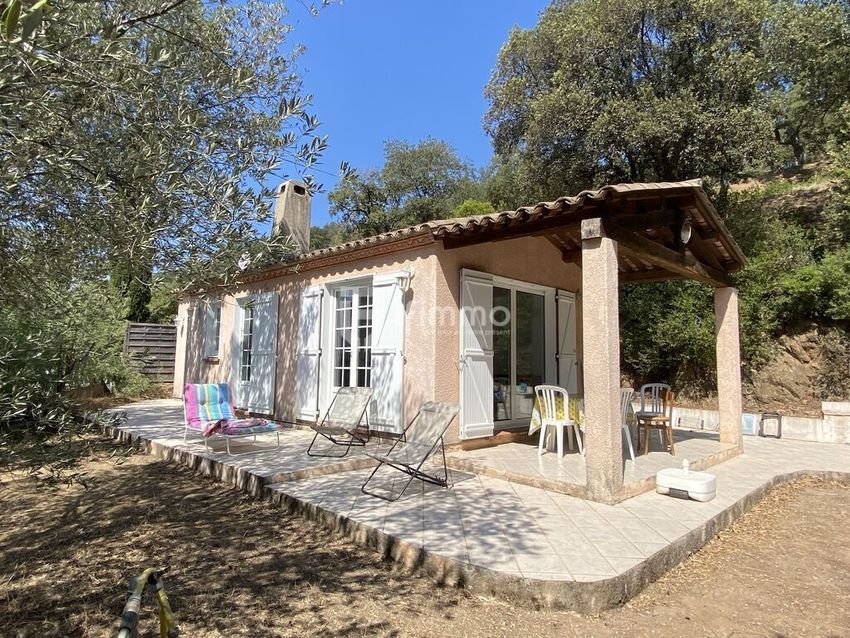 Image Façade à  maison individuelle de Le Muy