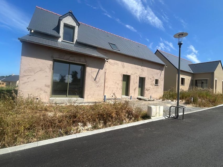 Image Façade à  maison individuelle de Dol-de-Bretagne