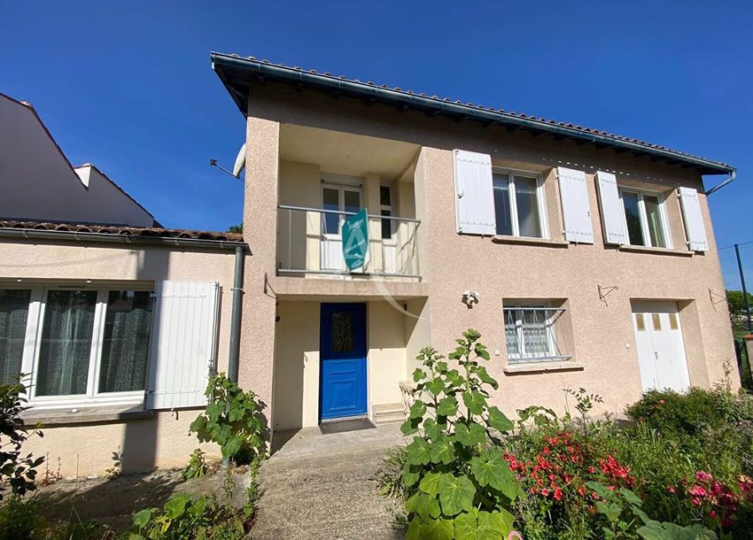 Image Façade à  maison mitoyenne de Rochefort