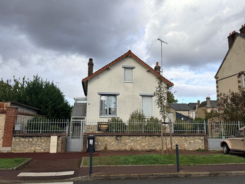 Image Façade à  maison individuelle de Arcisses