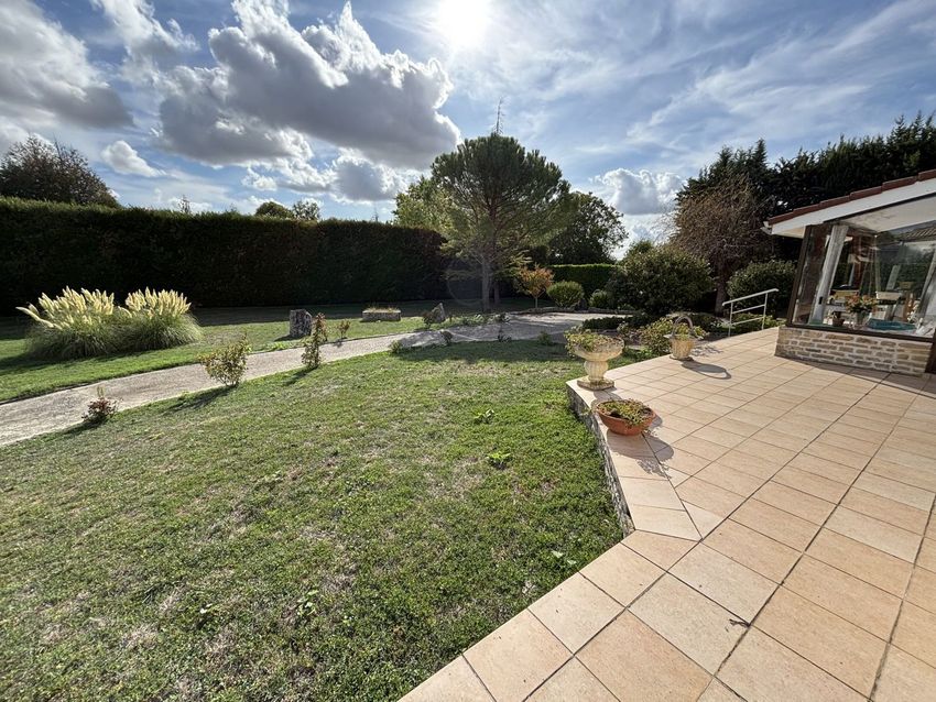 Image Jardin à  maison individuelle de Vallans