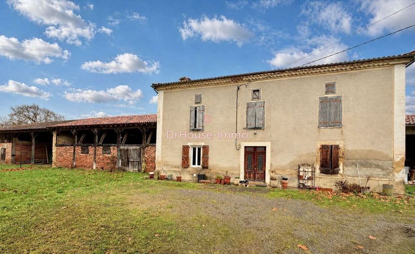 Image Façade à  villa de Ciadoux