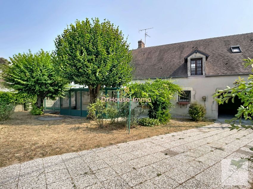 Image Façade à  villa de Ingré