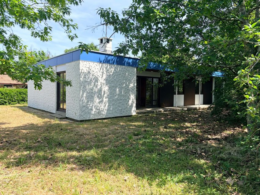 Image Façade à  maison individuelle de Vayres