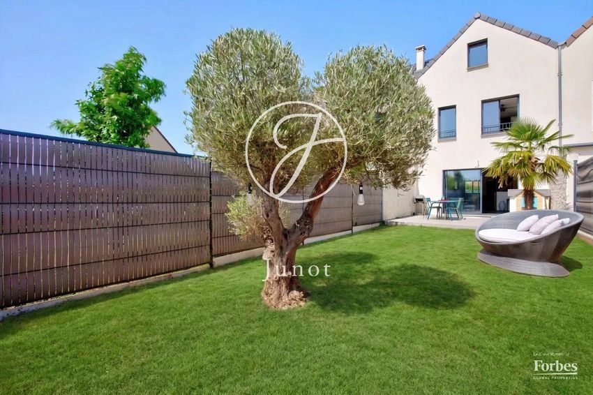 Image Jardin à  maison individuelle de Carrières-sur-Seine