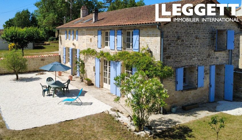 Image Façade à  maison individuelle de Empuré