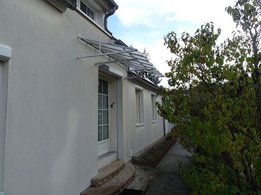 Image Façade à  maison individuelle de Nevoy