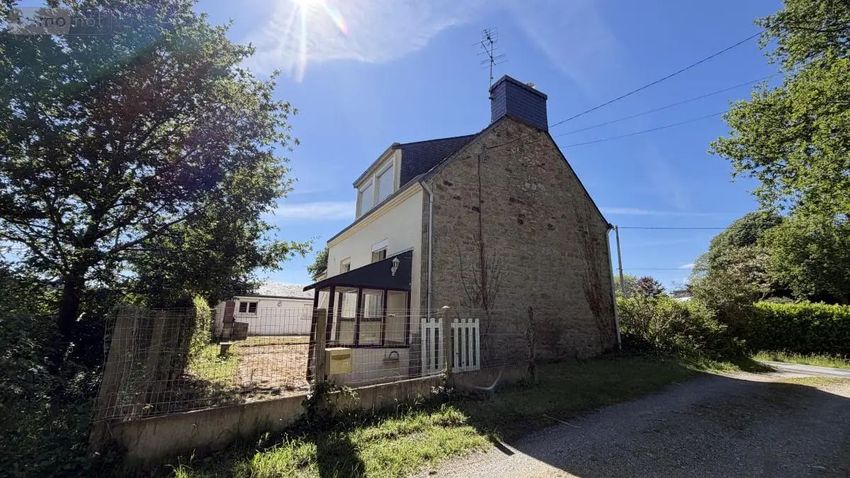Image Façade à  maison individuelle de Baud