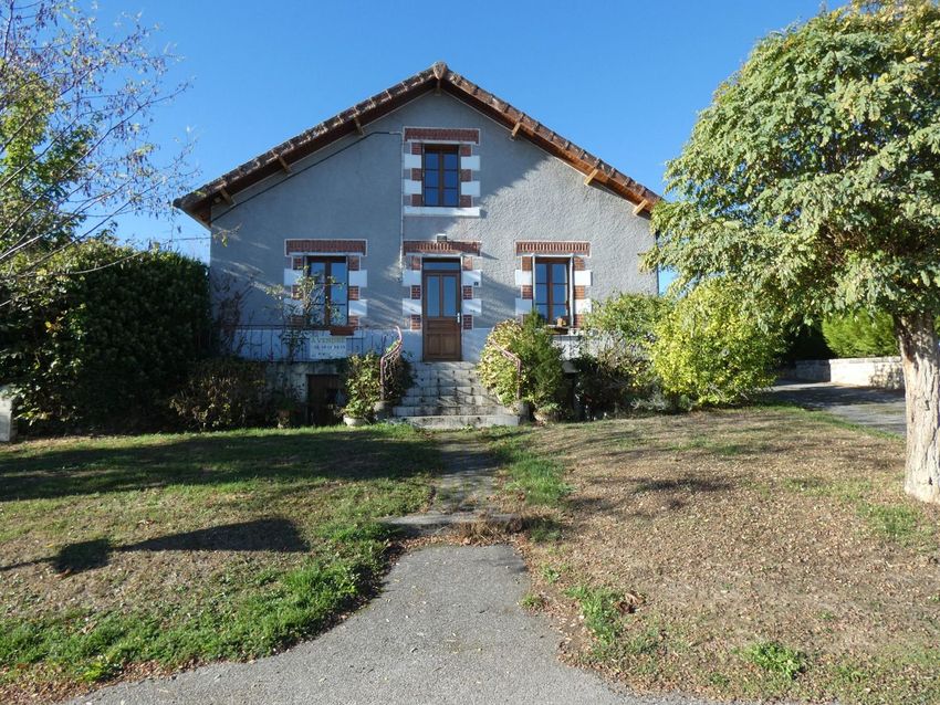 Image Façade à  maison individuelle de Cressat