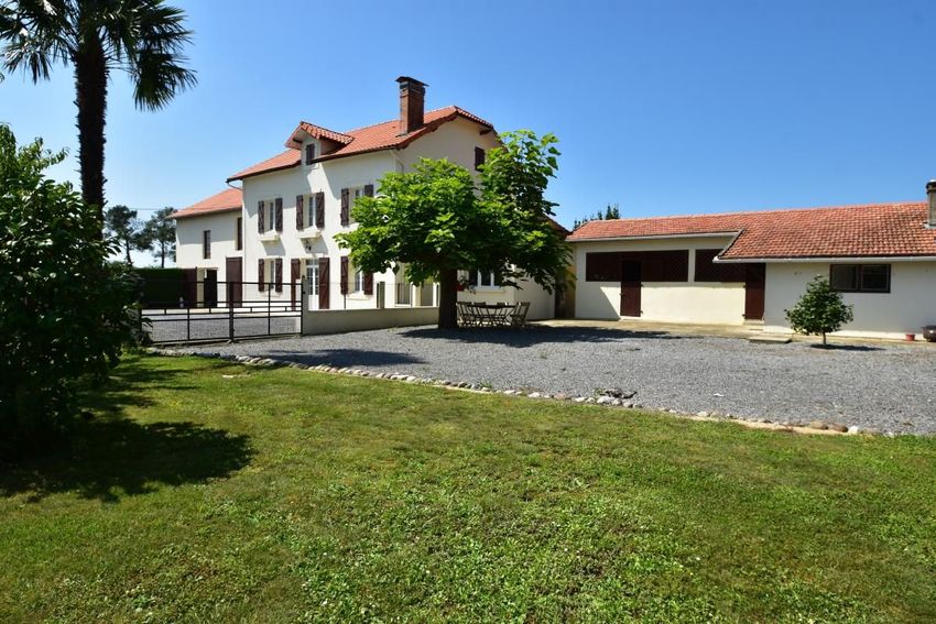 Image Façade à  propriété agricole de Arboucave
